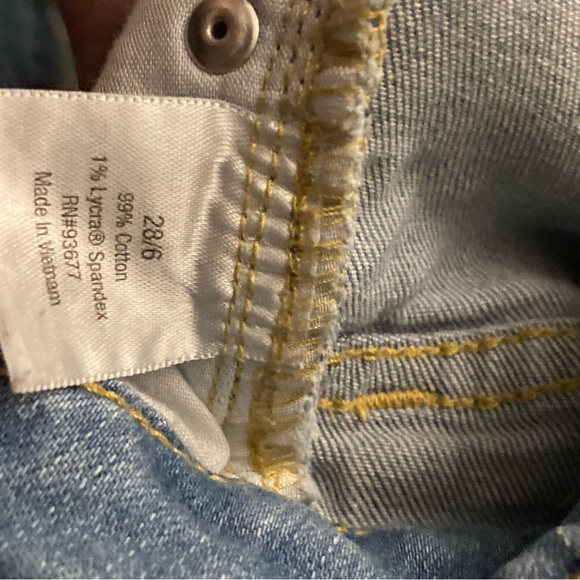 A.N.A Button Front Frayed Hem Denim Shorts - Picture 4 of 4